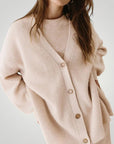 Cardigan Oversize Élégant et Confortable 11 - Mode Lumière