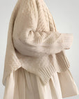 Pull Doux à Demi - Décolleté Élégant 3 - Mode Lumière