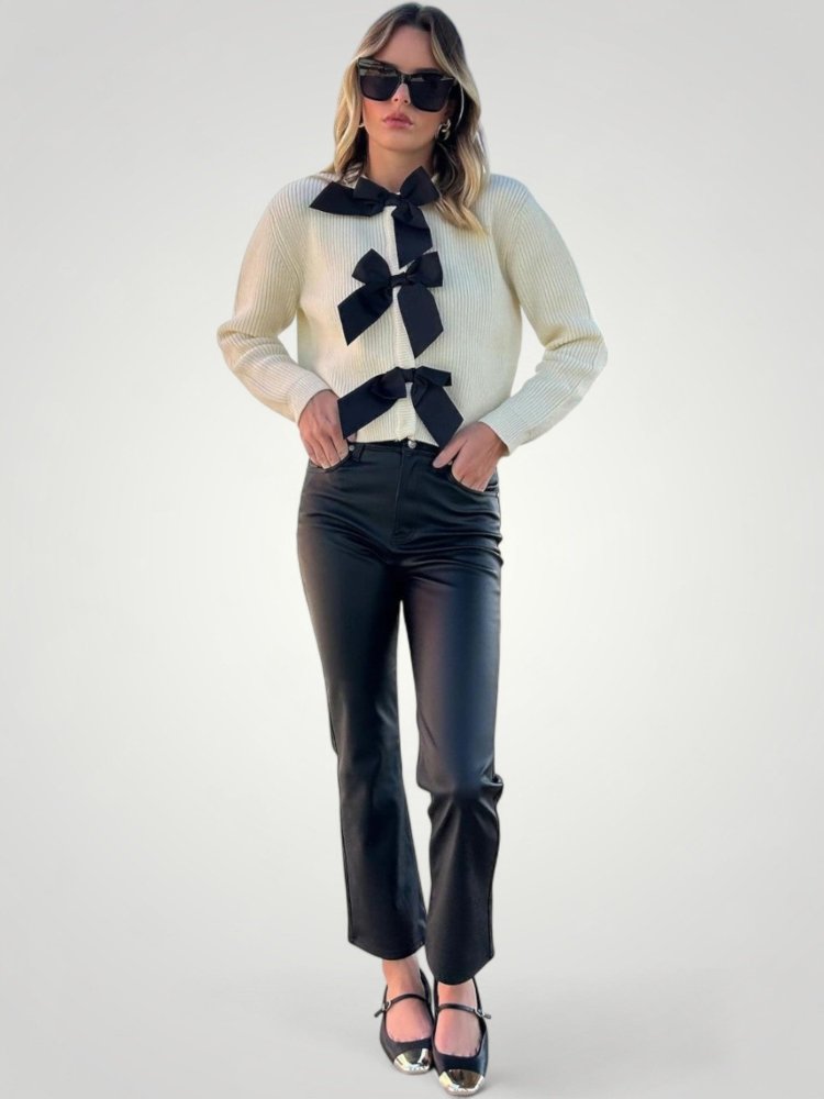Pull Tricoté Élégant avec Détail Nœud 2 - Mode Lumière