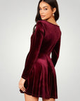 Robe Élégante Femme à Encolure Carrée