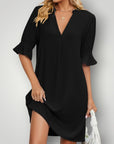 Robe Élégante au Style Raffiné 0