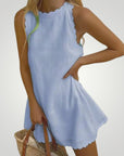Robe Courte Femme Élégante et Flatteuse