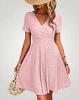Robe d’Été Femme Élégante à Col V Évasée