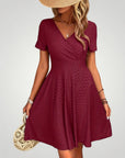 Robe d’Été Femme Élégante à Col V Évasée