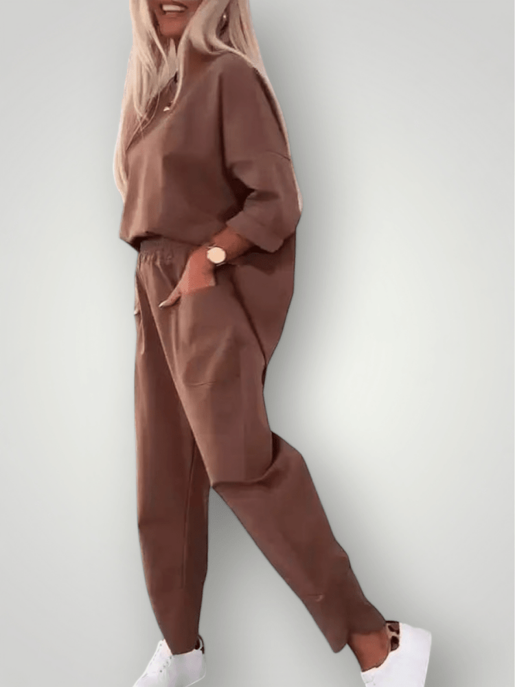 Ensemble Jogging Femme Confortable et Élégant 1