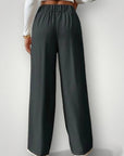 Pantalons Élégants au Style Contemporain 5