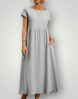 Robe de Soirée Élégante au Style Chic 4