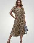 Robe d'Été Midi Chic et Flatteuse 11 - Mode Lumière