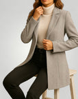 Blazer Femme Noir Ajusté au Style Élégant 2 - Mode Lumière