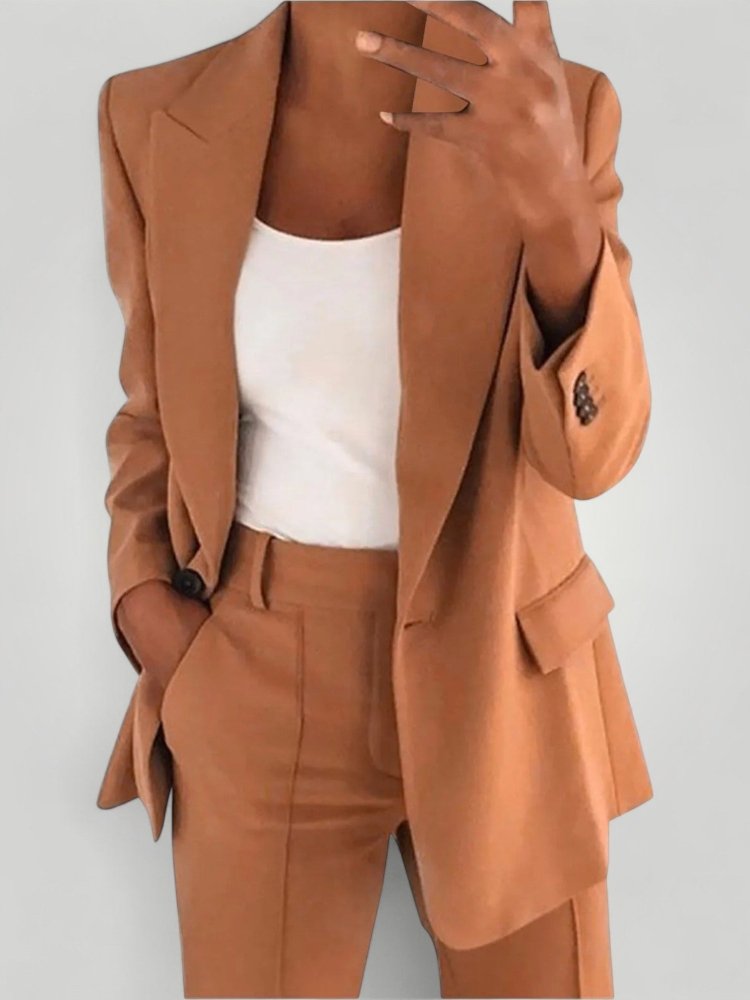 Ensemble Tailleur Femme Chic et Confortable 4