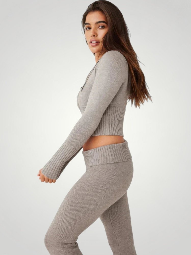 Ensemble Tricoté Femme Élégant et Confortable 3 - Mode Lumière