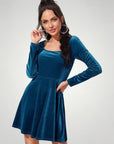 Robe Élégante Femme à Encolure Carrée