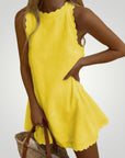 Robe Courte Femme Élégante et Flatteuse