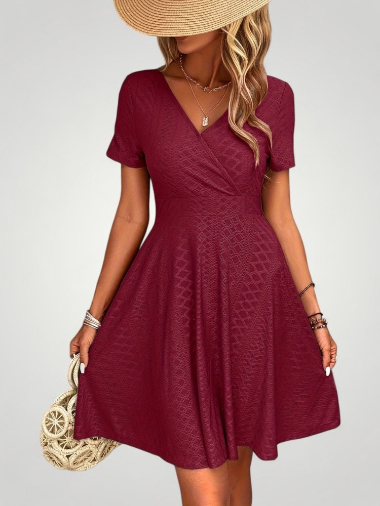 Robe d’Été Femme Élégante à Col V Évasée