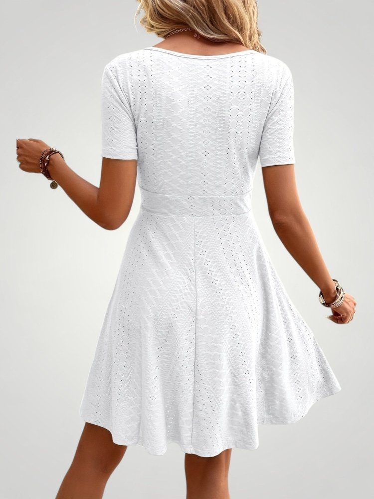 Robe d’Été Femme Élégante à Col V Évasée
