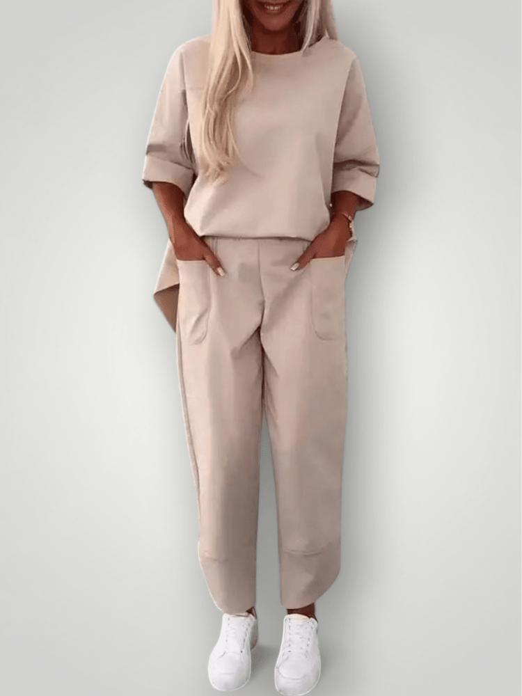 Ensemble Jogging Femme Confortable et Élégant 5