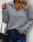 Pull Élégant Femme au Style Raffiné 7