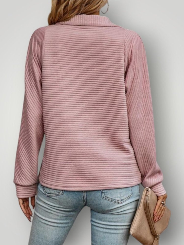 Pull Élégant Femme au Style Raffiné 4
