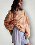 Pull Rayé Élégant et Confortable 4