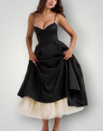 Robe Élégante au Style Intemporel 1