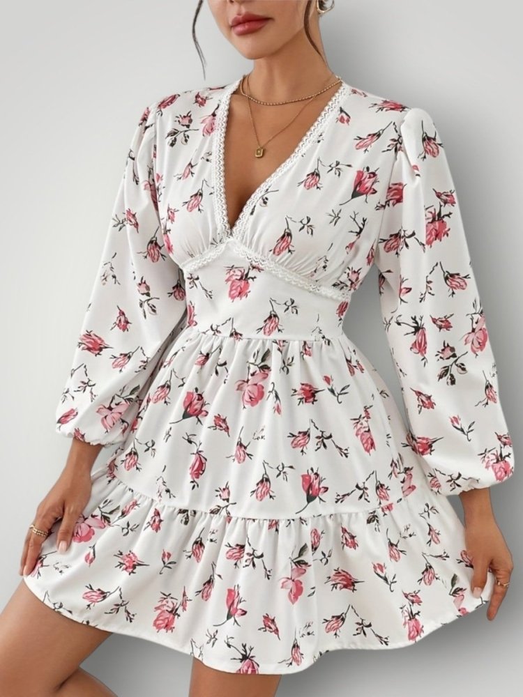 Robe Fleurie Élégante et Confortable 1